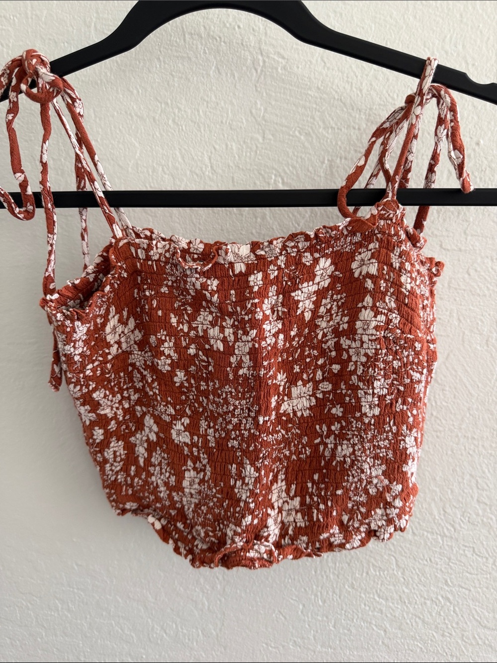 Abercrombie & Fitch Rust Floral Smocked Tie-Strap Crop Top